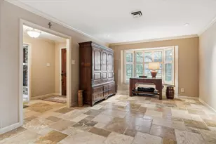 7714 Skyline Dr, Houston, TX 77063 - Photo 13