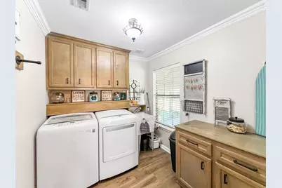 9731 Hadden Road, Baytown, TX 77521 - Photo 15