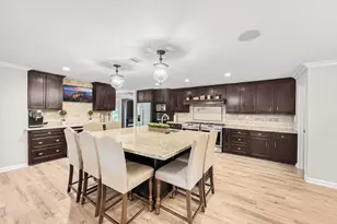 9731 Hadden Rd, Baytown, TX 77521 - Photo 17