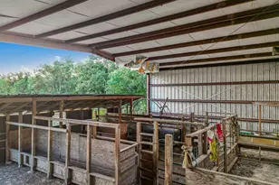 9731 Hadden Rd, Baytown, TX 77521 - Photo 7