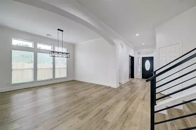 3550 Urban Woods Trail, Houston, TX 77008 - Photo 7