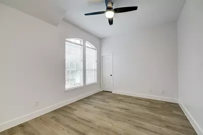 3550 Urban Woods Trail, Houston, TX 77008 - Photo 15