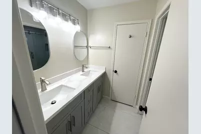 1635 Ainsdale Drive, Houston, TX 77077 - Photo 21