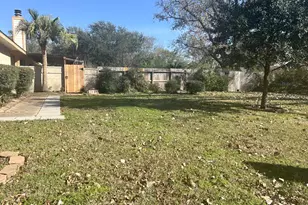 1635 Ainsdale Dr, Houston, TX 77077 - Photo 3