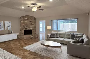 1109 Willow Creek Dr, La Porte, TX 77571 - Photo 3
