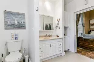 1421 Winnie St, Galveston, TX 77550 - Photo 15