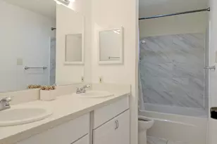 7950 N Stadium Dr, Houston, TX 77030 - Photo 9