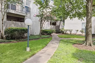 7950 N Stadium Dr, Houston, TX 77030 - Photo 11