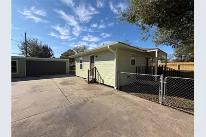 5910 Woodview Drive, Humble, TX 77396 - Photo 5