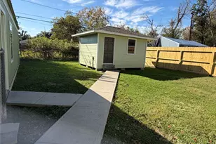 5910 Woodview Dr, Humble, TX 77396 - Photo 7