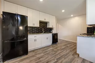 7318 Hummingbird Ln, Texas City, TX 77591 - Photo 17