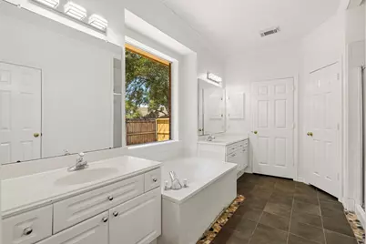1925 Lori Court, Seabrook, TX 77586 - Photo 15