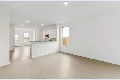 1830 Glacier Gorge Trail, Dayton, TX 77535 - Photo 5