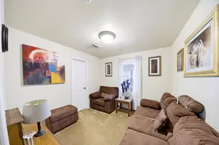 7809 Beckley St, Houston, TX 77088 - Photo 35