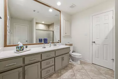 4519 Castlewood Street, Sugar Land, TX 77479 - Photo 31