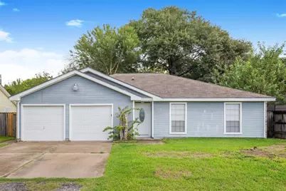 2714 8th Avenue N, Texas City, TX 77590 - Photo 1