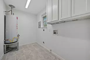 157 Hillside Dr, Liberty, TX 77575 - Photo 21