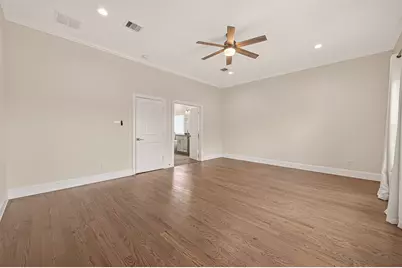 2209 Silverbonnet Street, Houston, TX 77055 - Photo 35