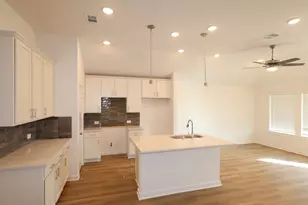 716 Hackberry Br Ct, Magnolia, TX 77354 - Photo 3