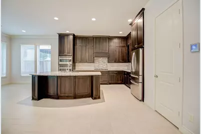 19 Daffodil Meadow Place, The Woodlands, TX 77375 - Photo 13