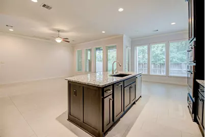 19 Daffodil Meadow Place, The Woodlands, TX 77375 - Photo 17