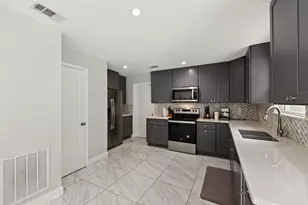 2114 Briargreen Dr, Houston, TX 77077 - Photo 9