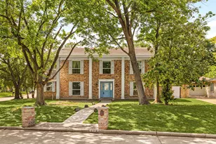 2114 Briargreen Dr, Houston, TX 77077 - Photo 1