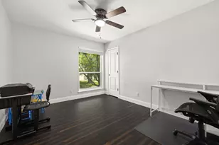 2114 Briargreen Dr, Houston, TX 77077 - Photo 23