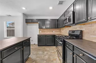 140 Rustic Colony Ln, Dickinson, TX 77539 - Photo 15