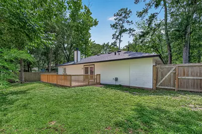 8 N Brook Pebble Court, The Woodlands, TX 77380 - Photo 47