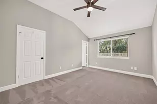 8 N Brook Pebble Ct, The Woodlands, TX 77380 - Photo 39