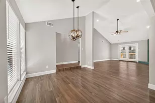 8 N Brook Pebble Ct, The Woodlands, TX 77380 - Photo 17