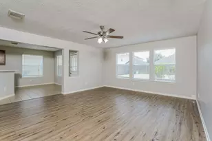 21719 Texian Ct, Spring, TX 77388 - Photo 5