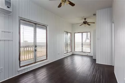 4907 Jolly Roger Road, Jamaica Beach, TX 77554 - Photo 5