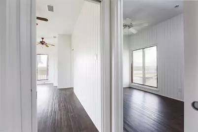 4907 Jolly Roger Road, Jamaica Beach, TX 77554 - Photo 9