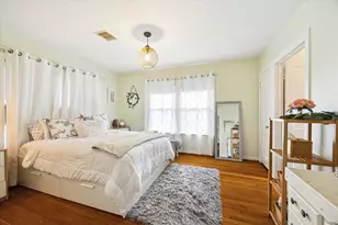 2511 White Oak Dr, Houston, TX 77009 - Photo 5