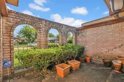 6907 Krause Drive, Houston, TX 77489 - Photo 3