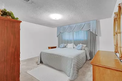 6907 Krause Drive, Houston, TX 77489 - Photo 11