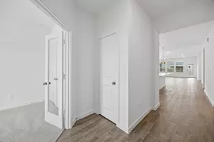 657 Amber Fls Dr, Montgomery, TX 77356 - Photo 3