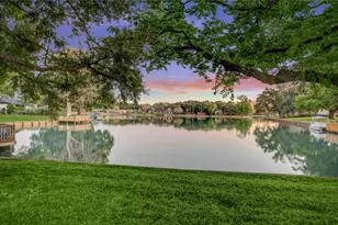 702 Piedmont St, Sugar Land, TX 77478 - Photo 5