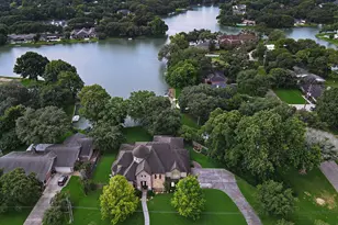 702 Piedmont St, Sugar Land, TX 77478 - Photo 1