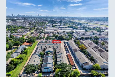 3764 Tanglewilde Street #H8, Houston, TX 77063 - Photo 7