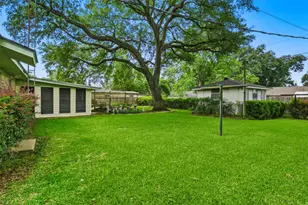 1335 Kathy Ave, Sealy, TX 77474 - Photo 43
