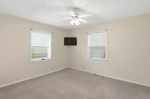 1335 Kathy Ave, Sealy, TX 77474 - Photo 35