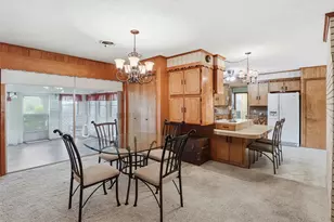 1335 Kathy Ave, Sealy, TX 77474 - Photo 25