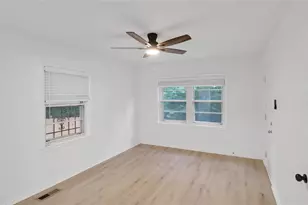 3016 Loganwood Dr, Dallas, TX 75227 - Photo 11