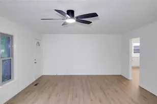 3016 Loganwood Dr, Dallas, TX 75227 - Photo 13