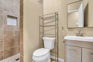 24510 Raven Cliff Falls Dr, Tomball, TX 77375 - Photo 17