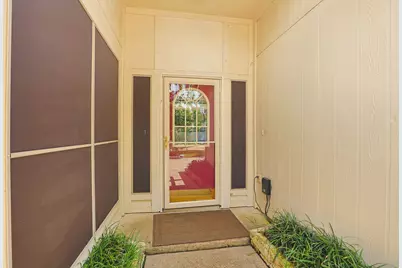 8638 Lake Crystal Drive, Houston, TX 77095 - Photo 5