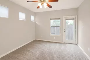4448 Center St, Houston, TX 77007 - Photo 7